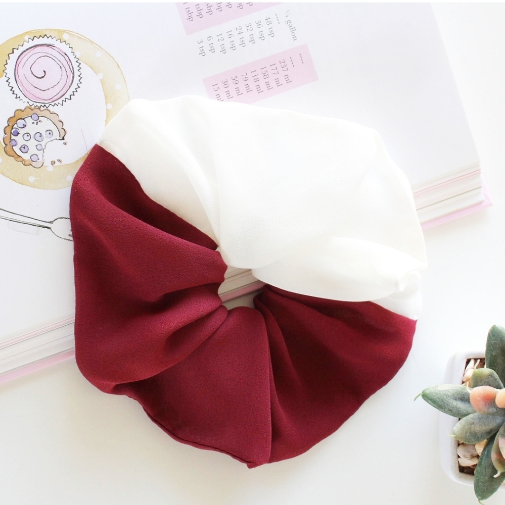 BRAND NEW HANDMADE MAROON & WHITE SCRUNCHIE